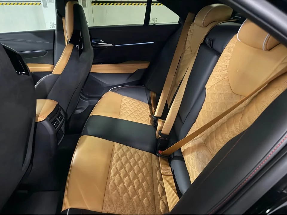 2024 Cadillac CT4-V - Image 18 of 20