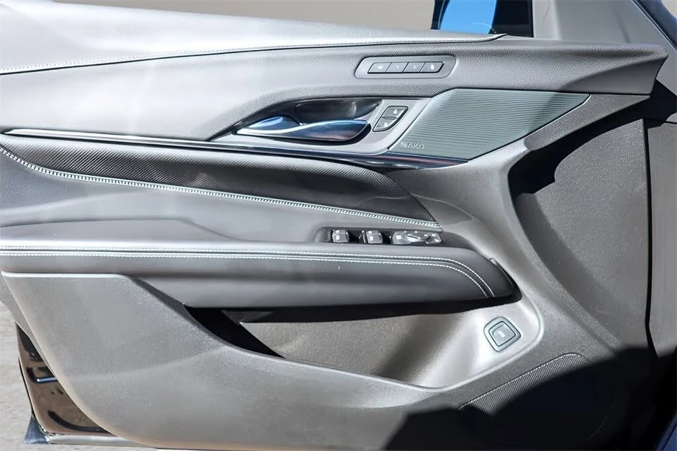 2024 Cadillac CT4-V Blackwing - Image 18 of 20