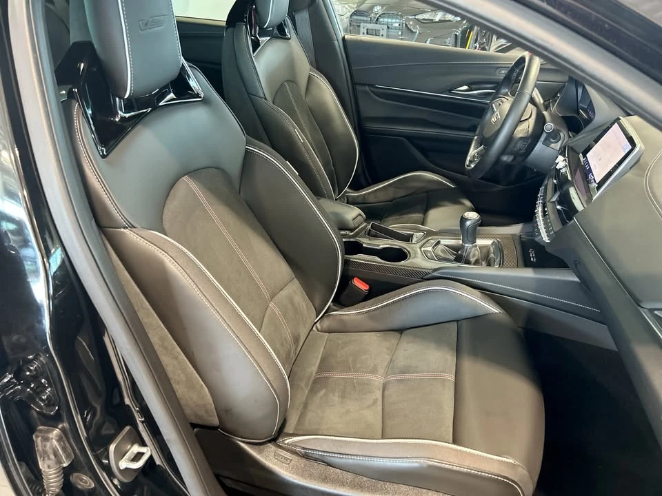 2024 Cadillac CT4-V Blackwing - Image 5 of 15