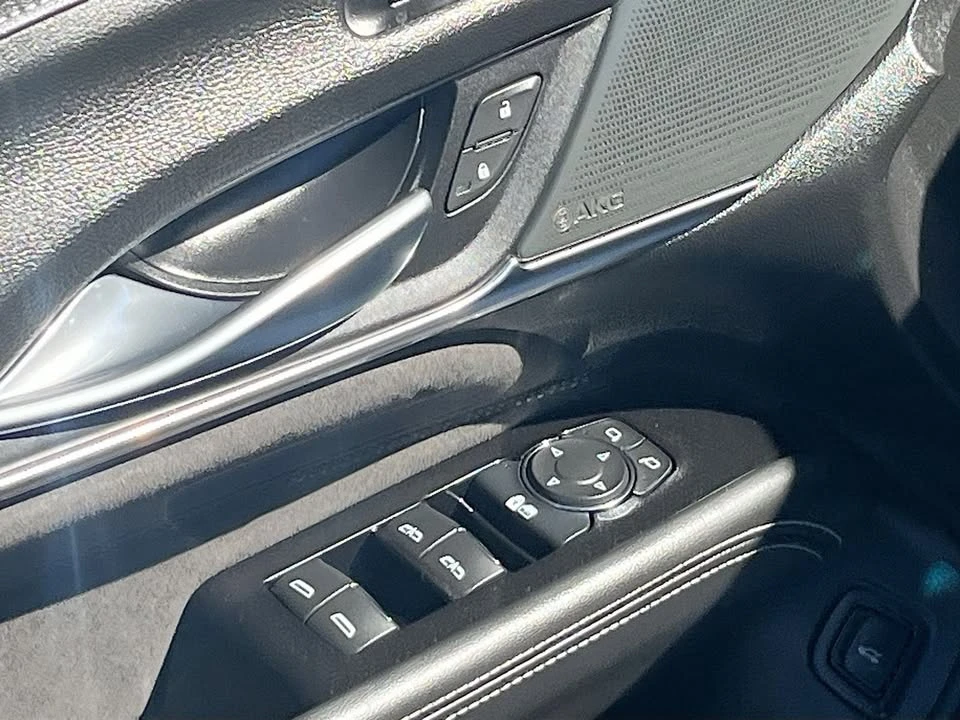 2024 Cadillac CT4-V - Image 18 of 20