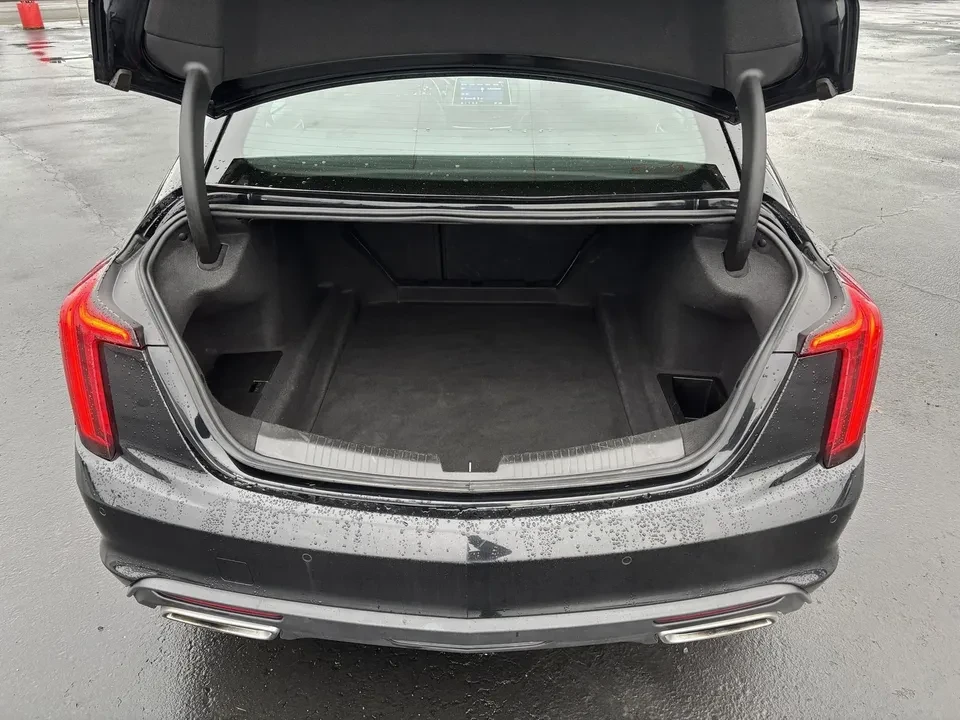 2024 Cadillac CT5 - Image 13 of 18