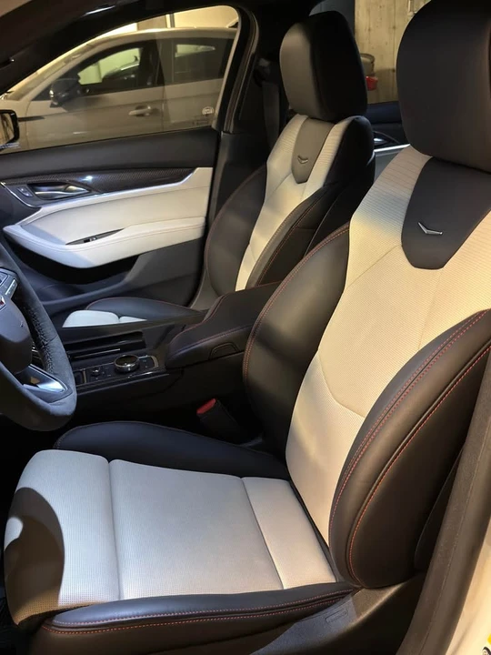 2024 Cadillac CT5 - Image 13 of 14