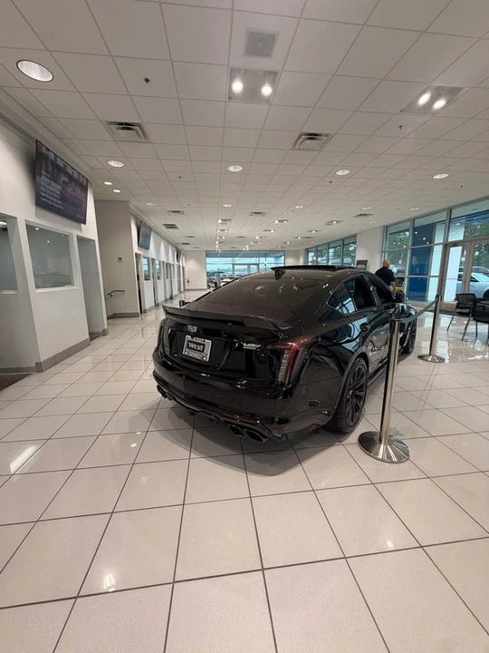 2024 Cadillac CT5-V Blackwing - Image 4 of 5