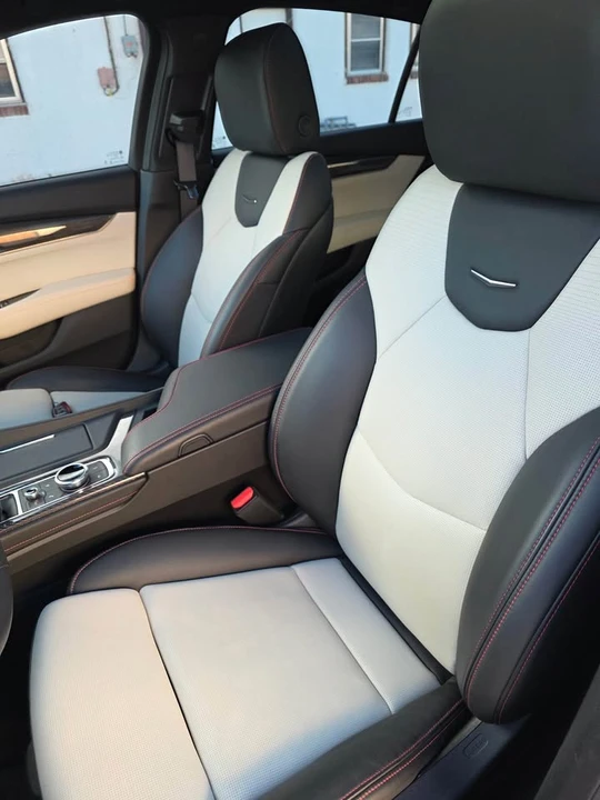 2024 Cadillac CT5 - Image 5 of 10