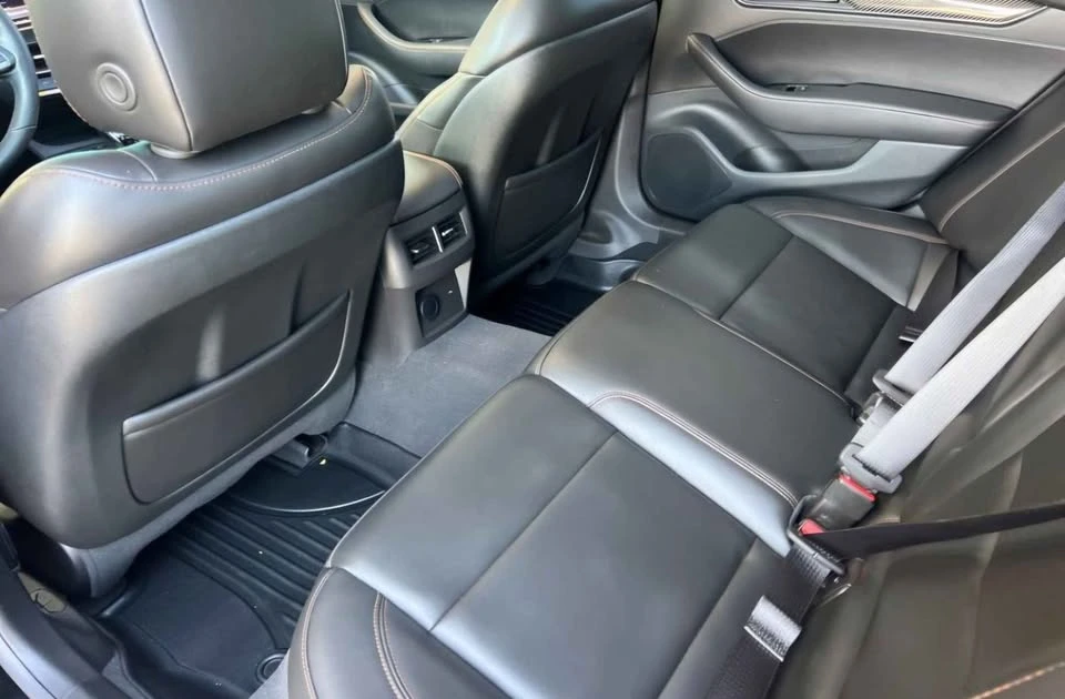 2024 Cadillac CT5 - Image 4 of 5