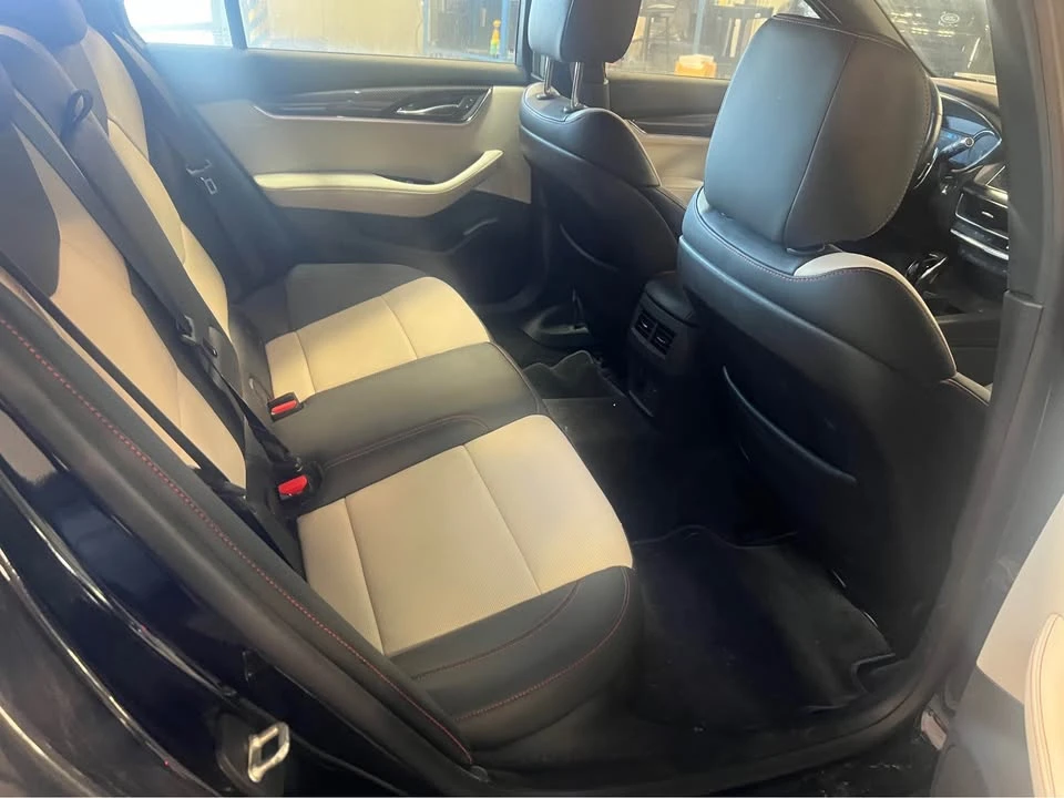 2024 Cadillac CT5 - Image 9 of 11