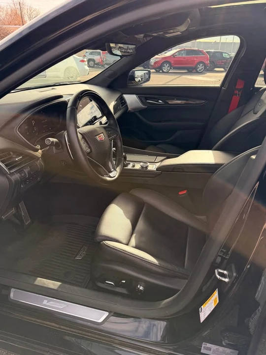 2024 Cadillac CT5-V - Image 10 of 20