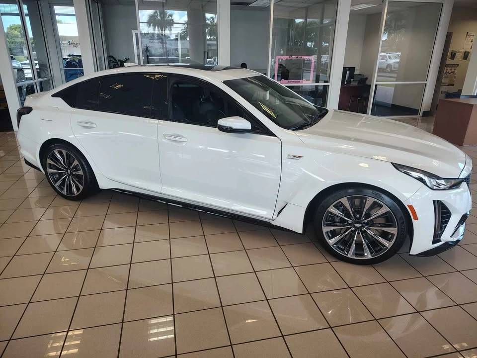 2024 Cadillac CT5-V Blackwing - Image 2 of 9