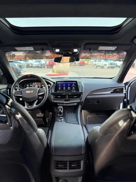 2024 Cadillac CT5-V Blackwing - Image 10 of 15