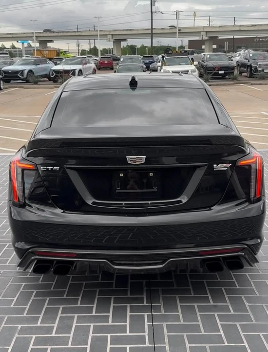 2024 Cadillac CT5-V Blackwing - Image 10 of 15