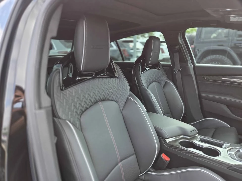 2024 Cadillac CT5-V Blackwing - Image 9 of 15