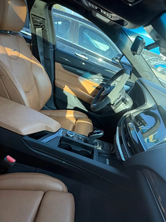 2024 Cadillac CT5-V - Image 9 of 10