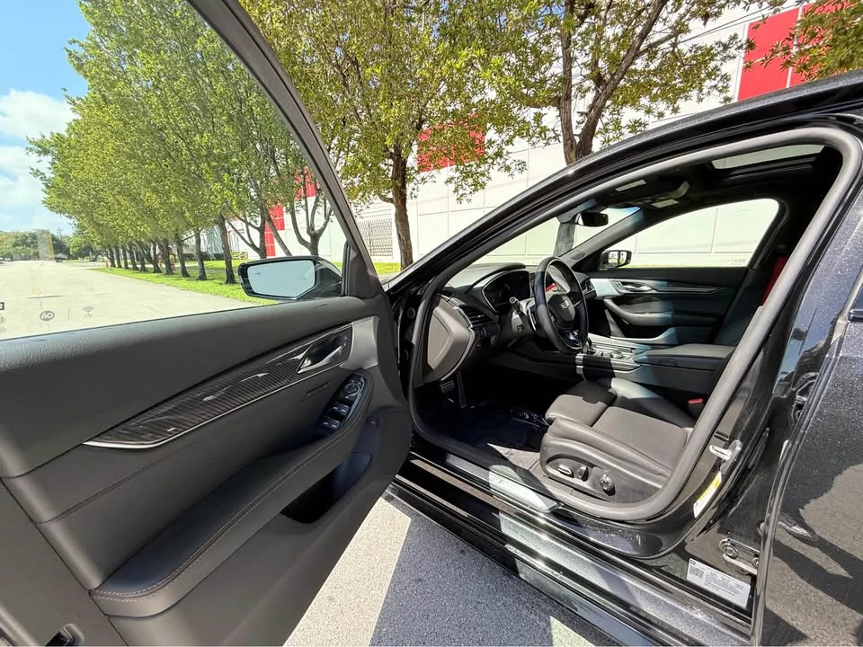 2024 Cadillac CT5-V - Image 11 of 18