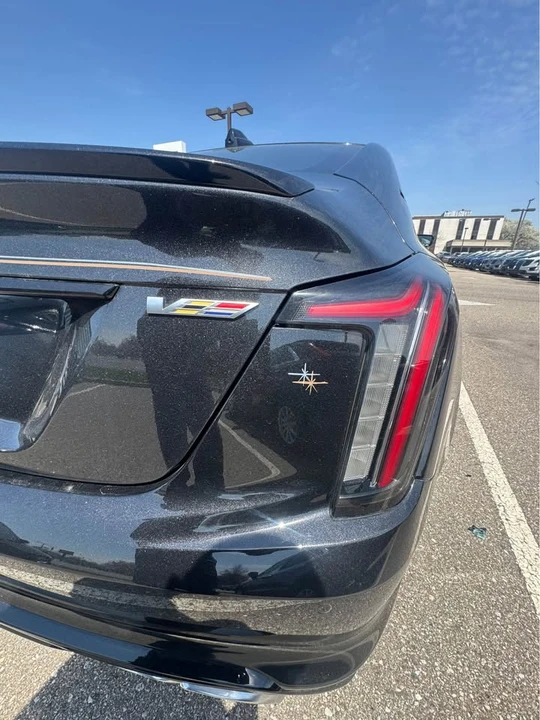 2024 Cadillac CT5-V - Image 8 of 8