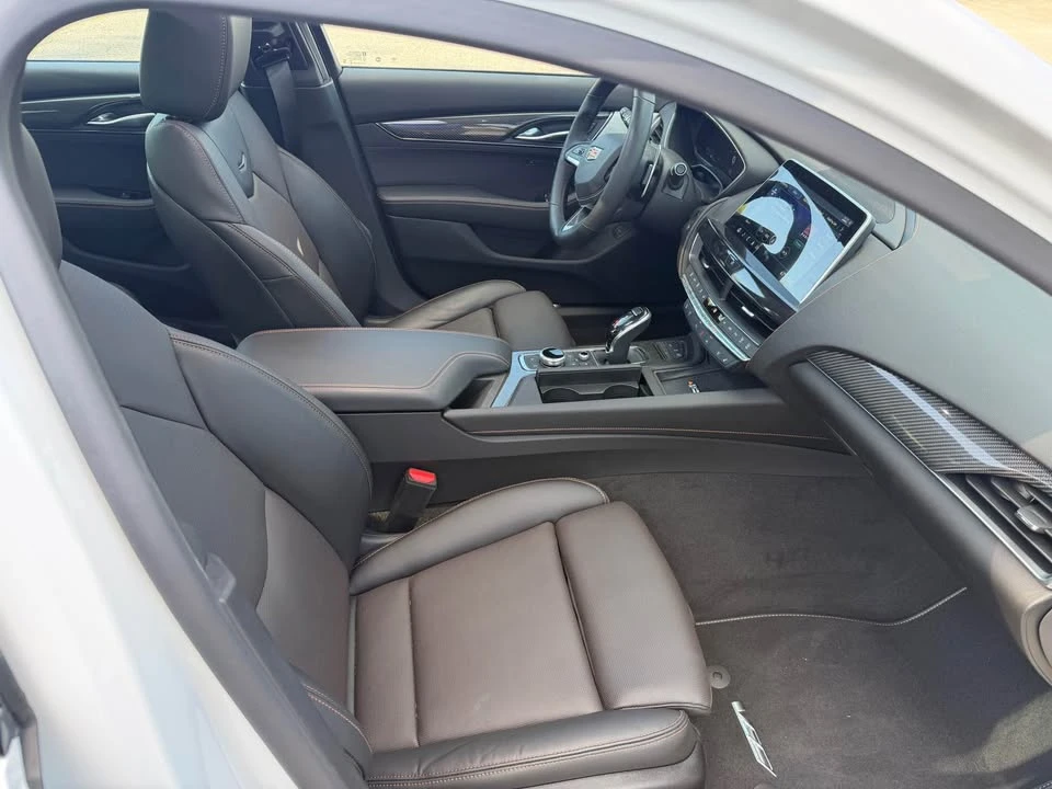 2024 Cadillac CT5-V - Image 10 of 15