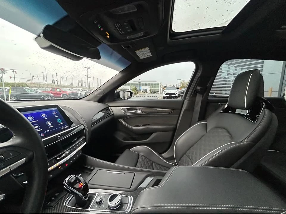 2024 Cadillac CT5-V Blackwing - Image 10 of 15
