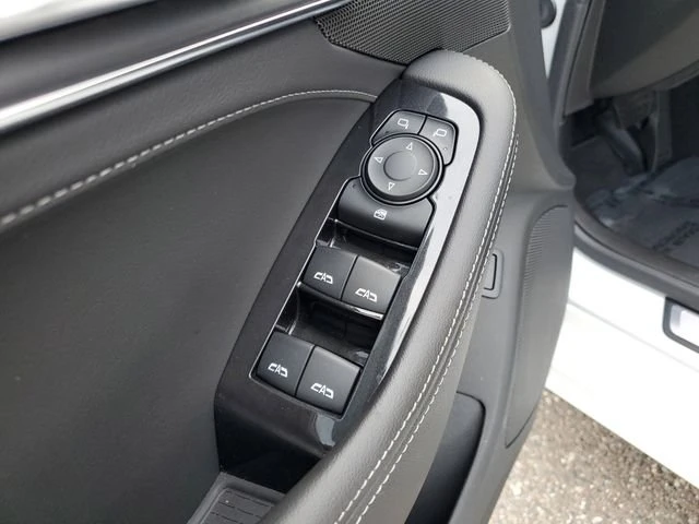 2024 Cadillac CT5 - Image 17 of 19