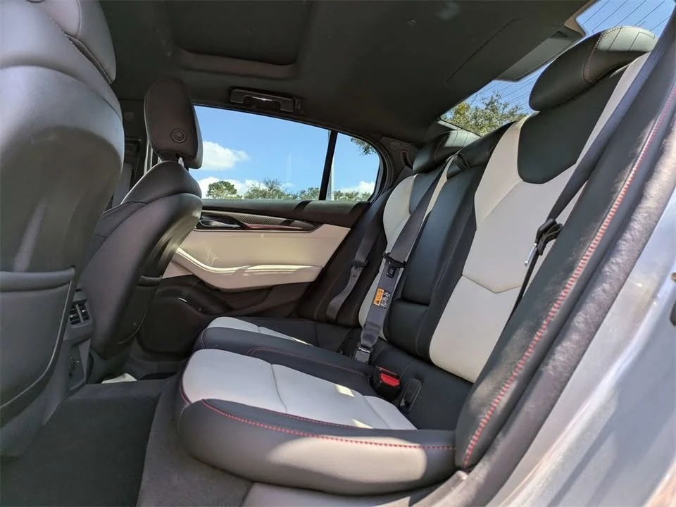 2024 Cadillac CT5 - Image 15 of 20