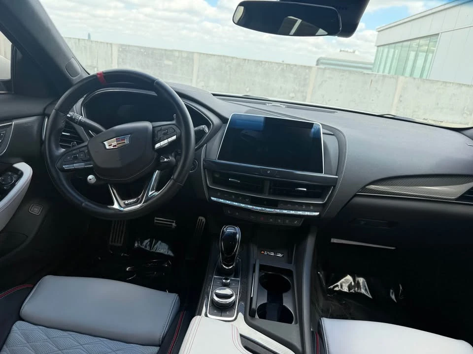 2024 Cadillac CT5-V - Image 5 of 9