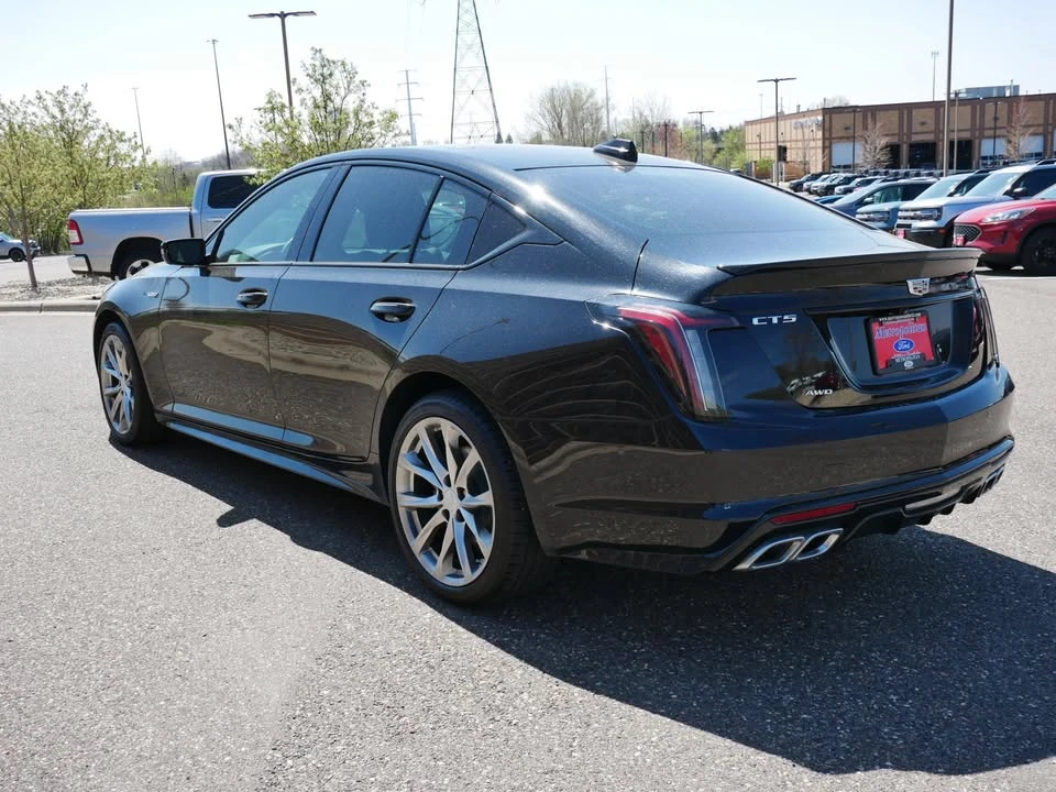 2024 Cadillac CT5-V - Image 2 of 7