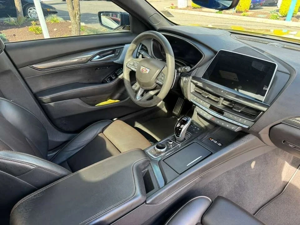 2024 Cadillac CT5-V - Image 10 of 19
