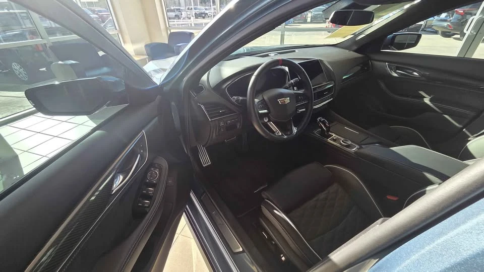 2024 Cadillac CT5-V Blackwing - Image 9 of 18