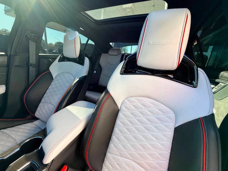 2024 Cadillac CT5-V Blackwing - Image 12 of 19