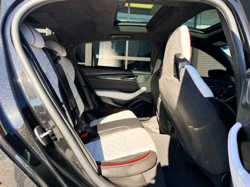 2024 Cadillac CT5-V Blackwing - Image 18 of 19