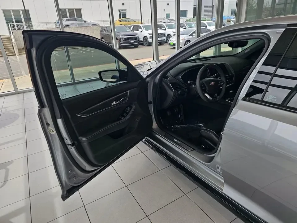 2024 Cadillac CT5-V Blackwing - Image 9 of 11