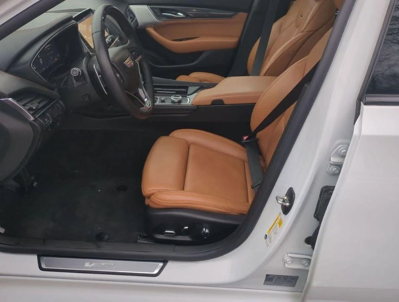 2024 Cadillac CT5-V - Image 9 of 16
