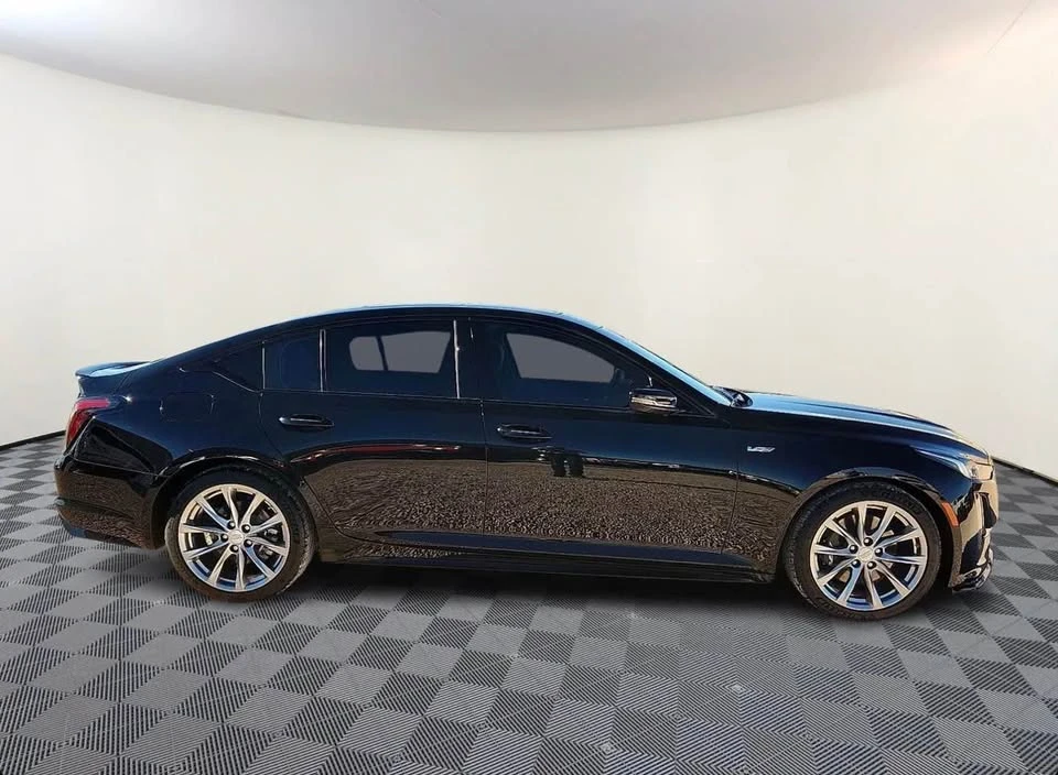 2024 Cadillac CT5-V - Image 2 of 8