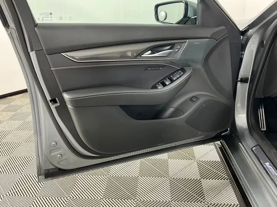 2024 Cadillac CT5-V - Image 18 of 20