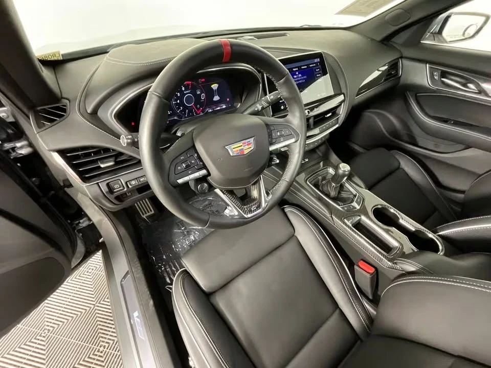 2024 Cadillac CT5-V - Image 15 of 20