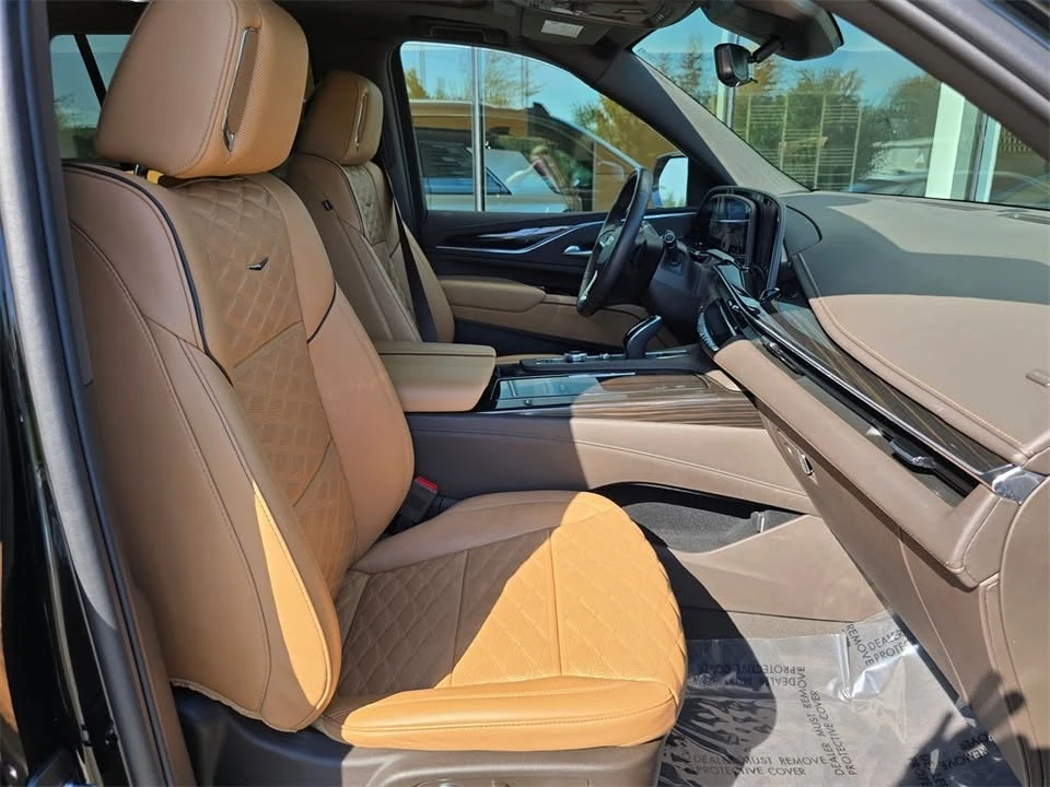 2024 Cadillac Escalade 5th Gen - Image 11 of 20