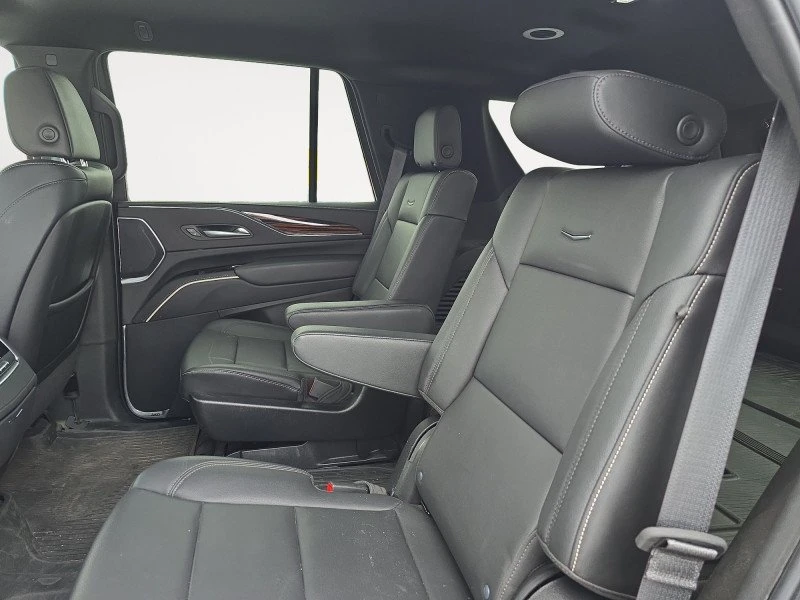 2024 Cadillac Escalade 5th Gen - Image 13 of 15