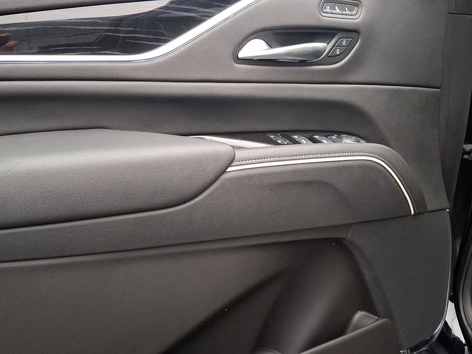 2024 Cadillac Escalade 5th Gen - Image 12 of 20