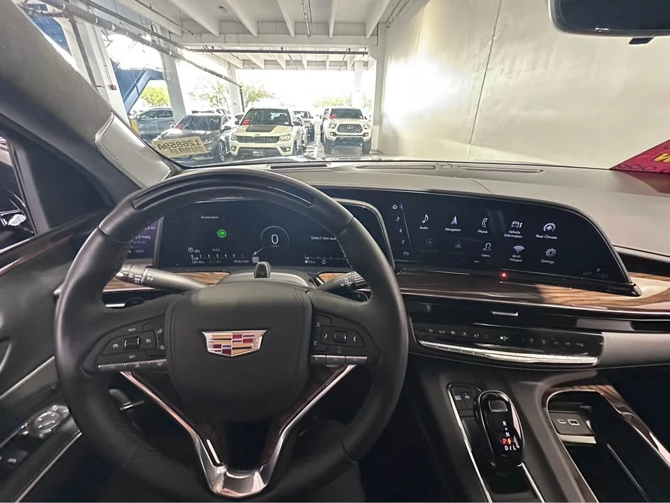 2024 Cadillac Escalade 5th Gen - Image 4 of 6