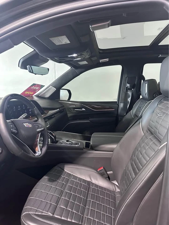 2024 Cadillac Escalade 5th Gen - Image 2 of 6