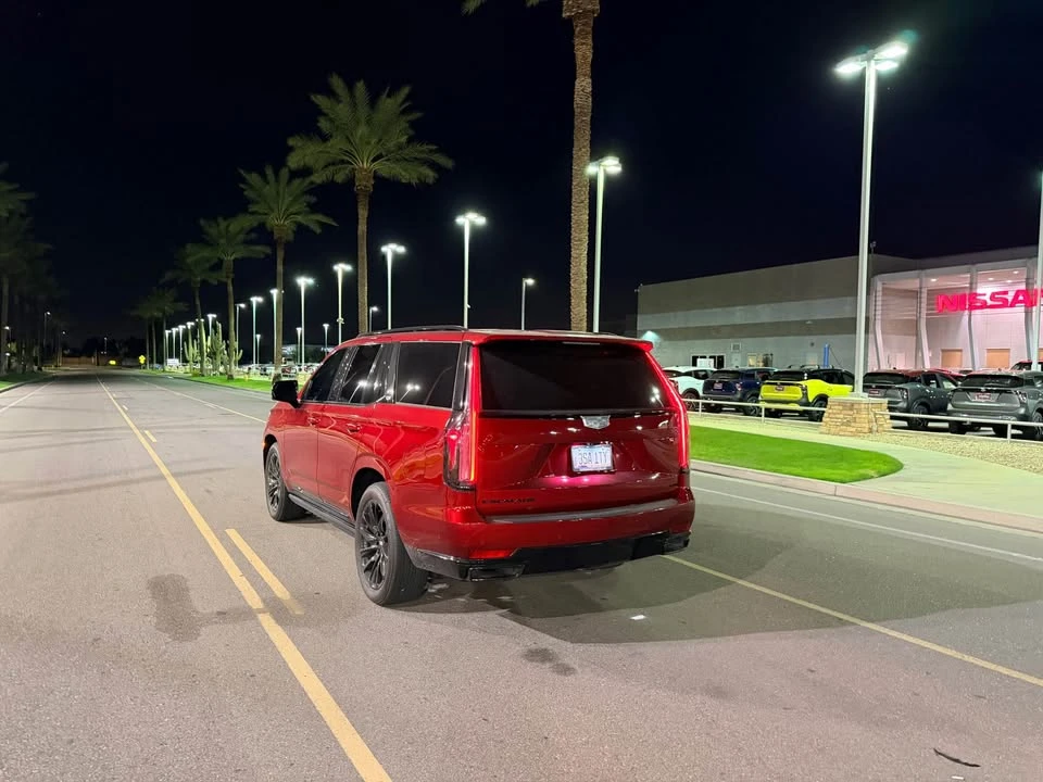 2024 Cadillac Escalade 5th Gen - Image 5 of 15