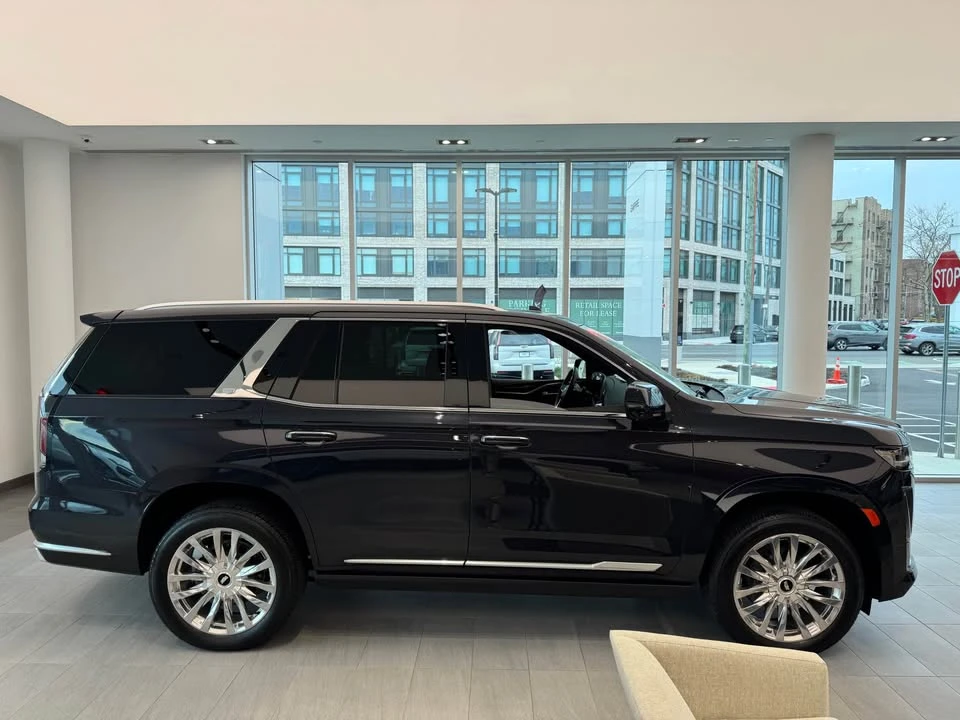 2024 Cadillac Escalade 5th Gen - Image 7 of 13