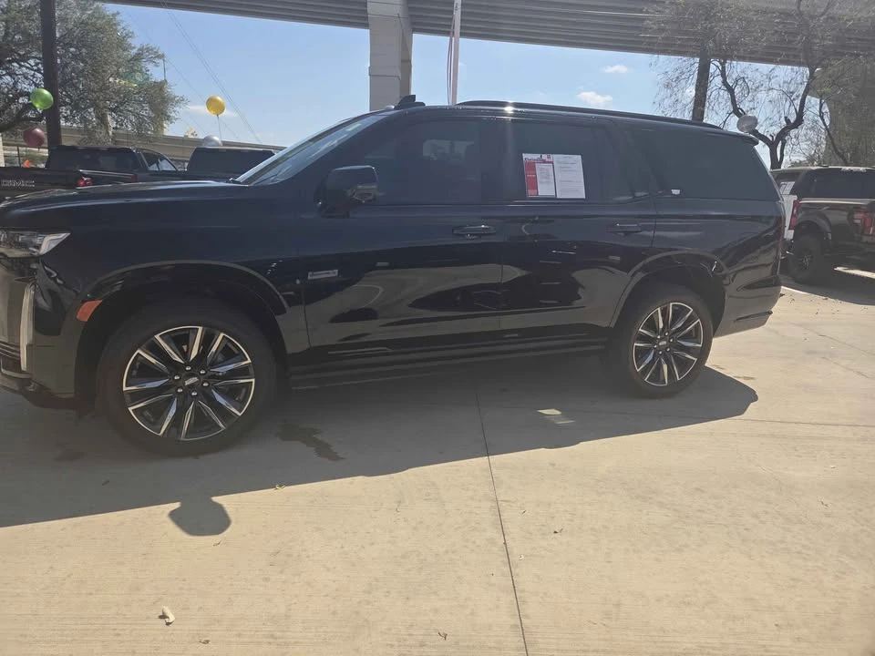 2024 Cadillac Escalade 5th Gen - Image 3 of 18