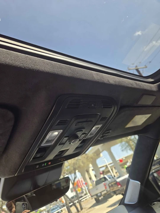 2024 Cadillac Escalade 5th Gen - Image 12 of 18