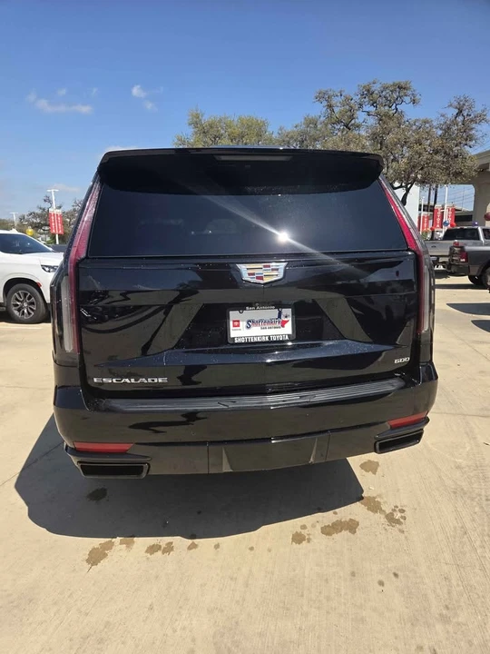 2024 Cadillac Escalade 5th Gen - Image 5 of 18