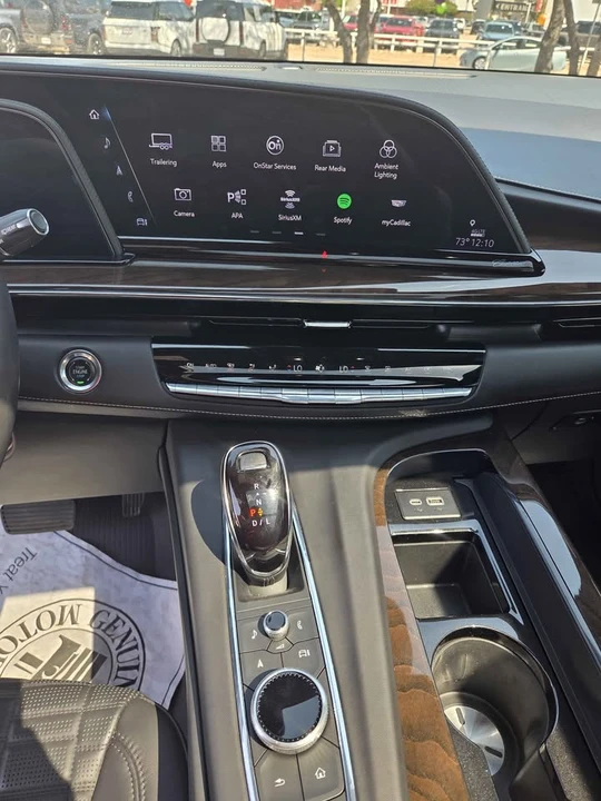 2024 Cadillac Escalade 5th Gen - Image 11 of 18