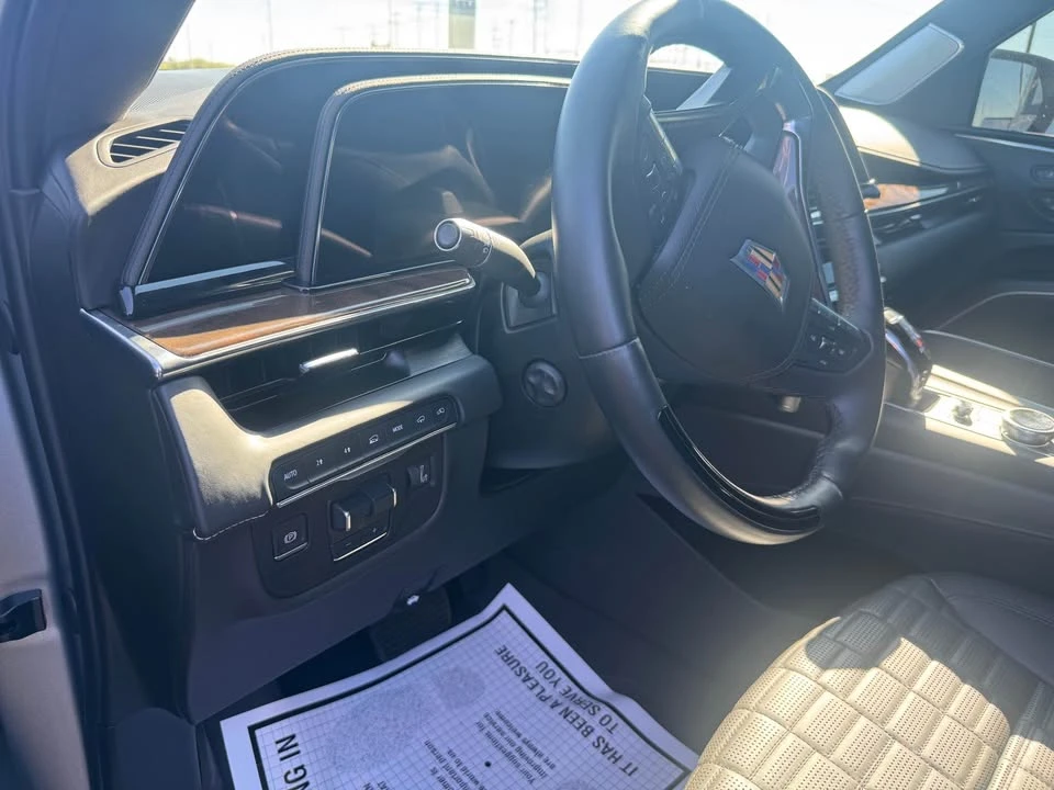 2024 Cadillac Escalade 5th Gen - Image 11 of 20