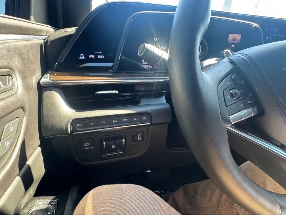 2024 Cadillac Escalade 5th Gen - Image 20 of 20
