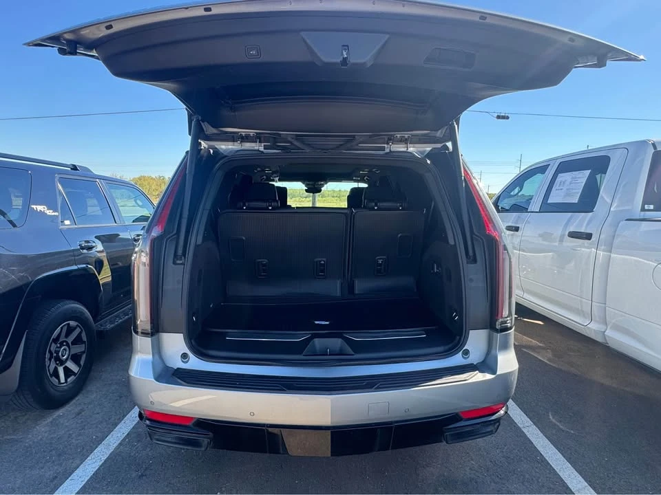 2024 Cadillac Escalade 5th Gen - Image 7 of 20