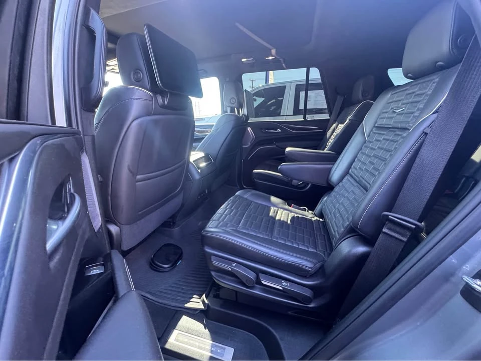2024 Cadillac Escalade 5th Gen - Image 9 of 20