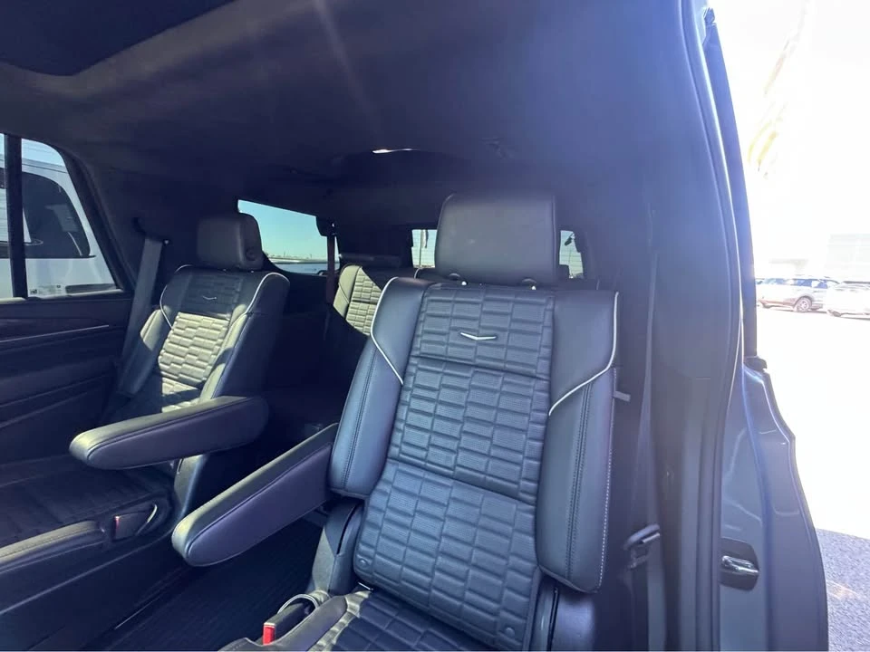2024 Cadillac Escalade 5th Gen - Image 10 of 20