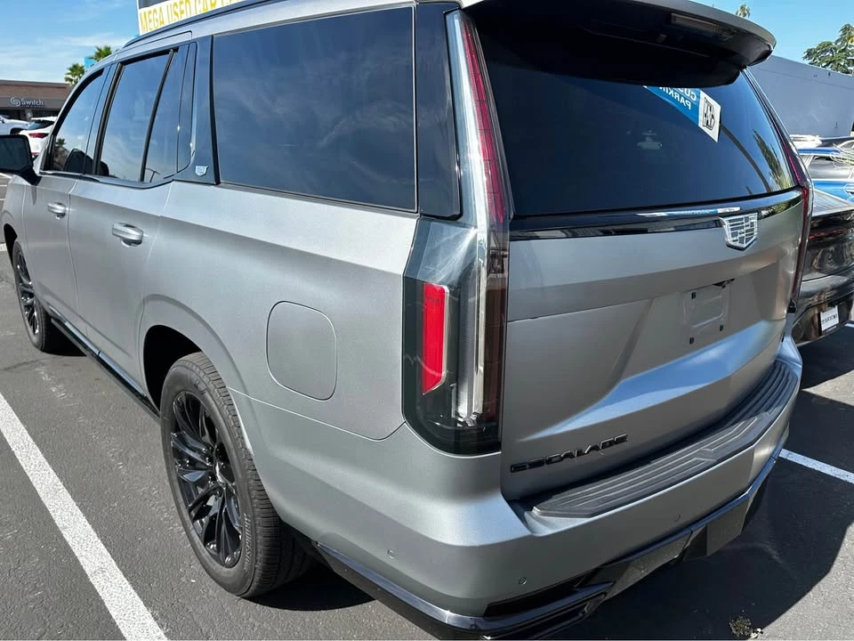 2024 Cadillac Escalade 5th Gen - Image 13 of 20